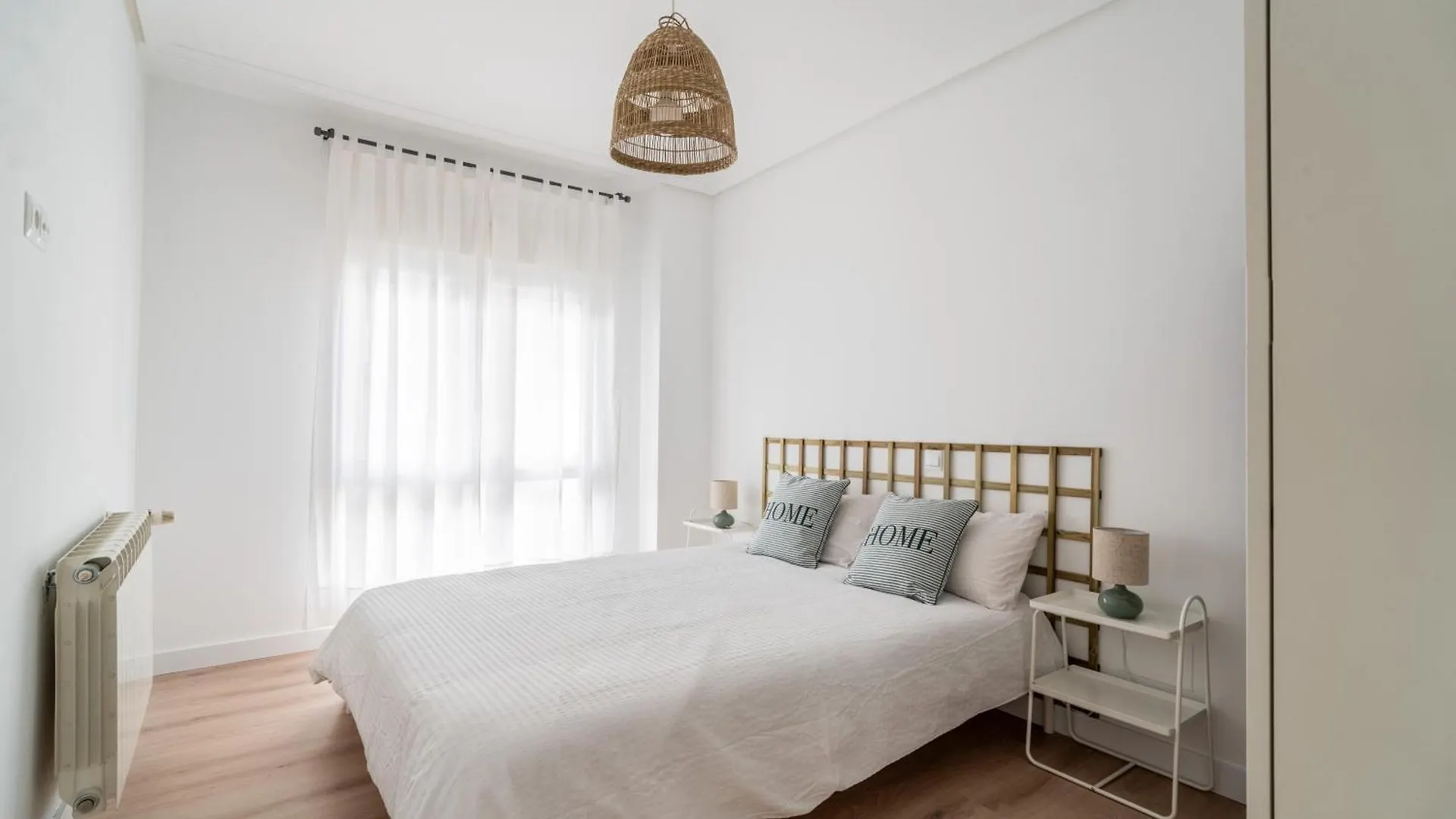 Piso En El Corazon De Santander Apartment 0*,