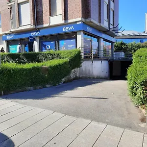 Soleado Con Garaje Apartamento