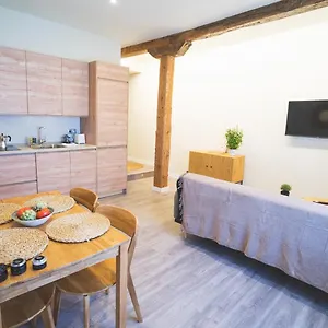 Plaza Cuatro Apartamento