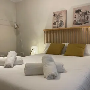 Coqueto En El Centro De Apartamento